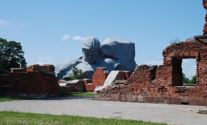 Прошлое и настоящее Брестской крепости Брест, Беларусь