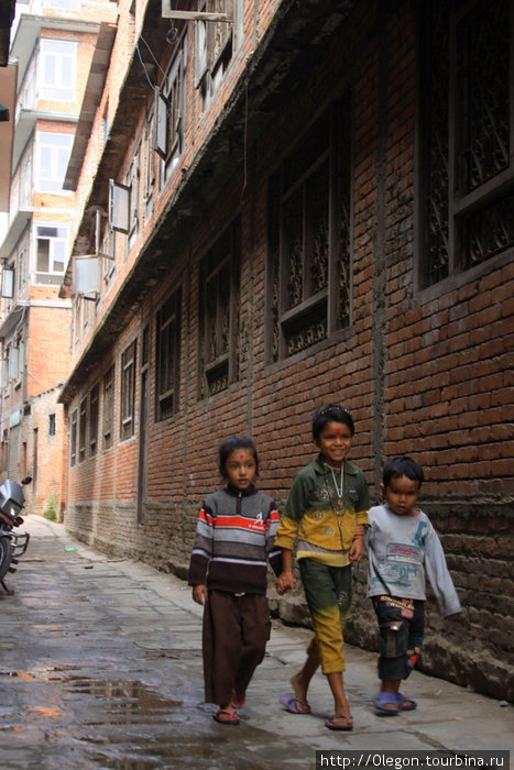 Пешая прогулка к Чобхару Зона Багмати, Непал
