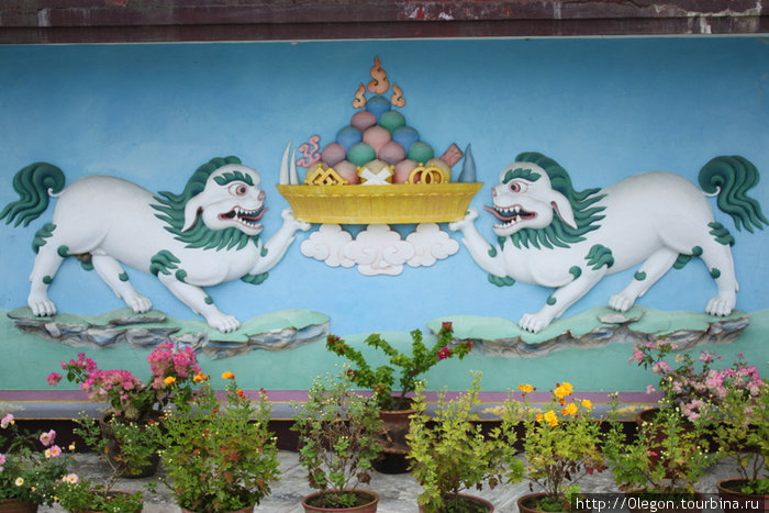 Тибетцы и тайцы в Киртипуре Киртипур, Непал