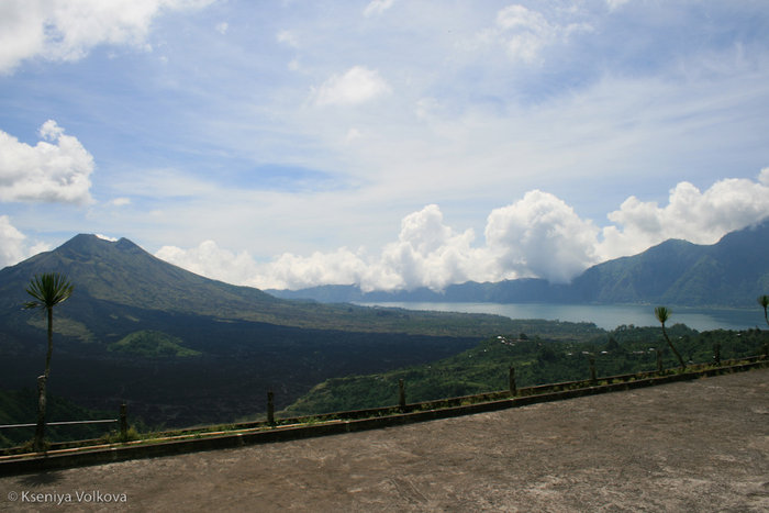 Вулкан Кинтамани и озеро Батур Кинтамани, Индонезия