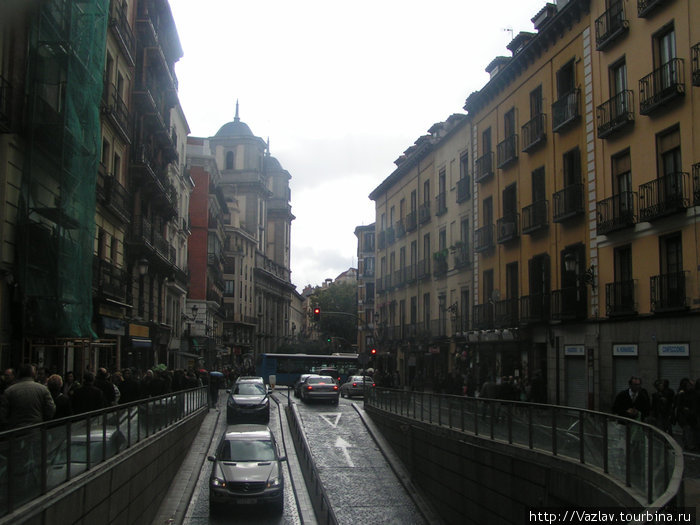 Транспортная проблема отчасти решена Мадрид, Испания