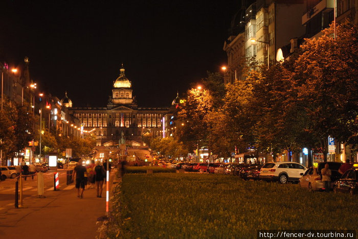 Ночь на Вацлавской площади Прага, Чехия