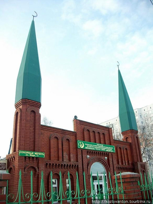 Соборная мечеть. Мегион, Россия