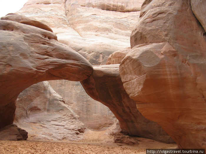 Sand Dune Arch Национальный парк Арчес, CША