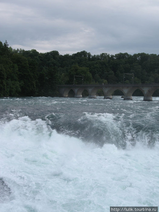 Самый большой водопад в Европе Шаффхаузен, Швейцария