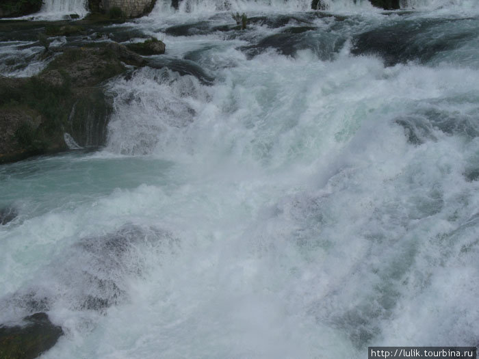 Самый большой водопад в Европе Шаффхаузен, Швейцария