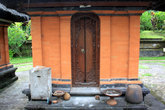 Кирпичный храм