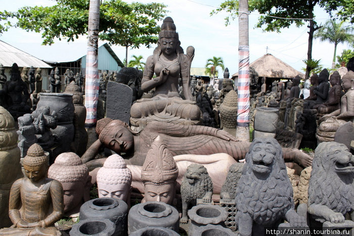 Статуи Бали, Индонезия