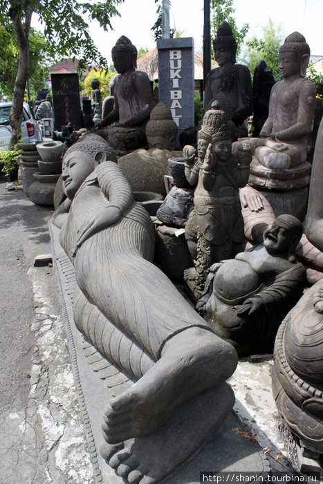 Лежащий Будда Бали, Индонезия