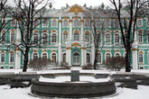 Фонтан перед Зимним дворцом