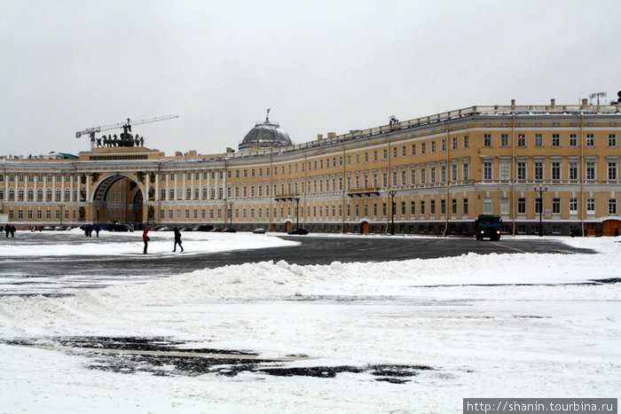 Дворцовая площадь Санкт-Петербург, Россия