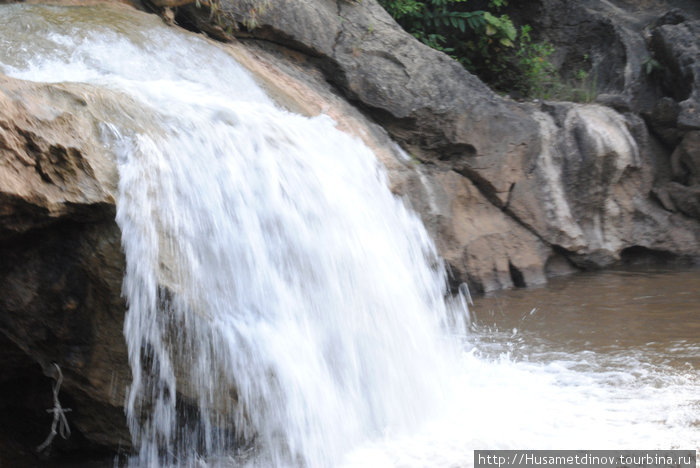 Водопады нареке квай Таиланд