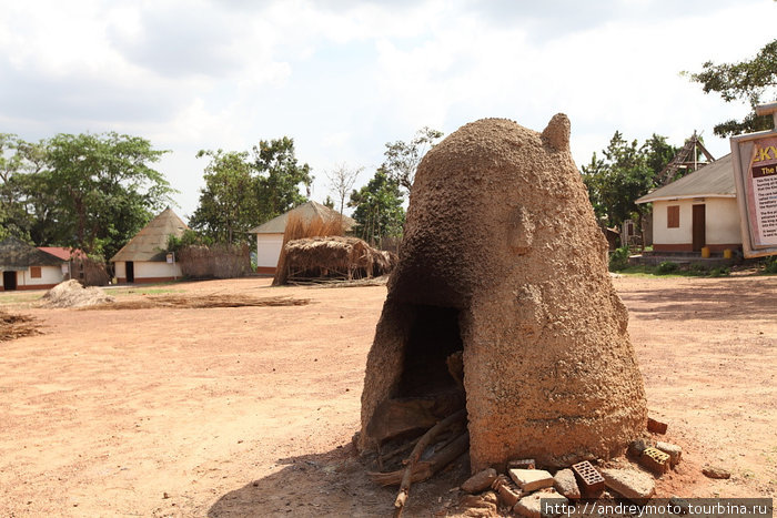 Захоронение королей в Касуби Кампала, Уганда
