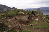 Идут раскопки на территории крепости