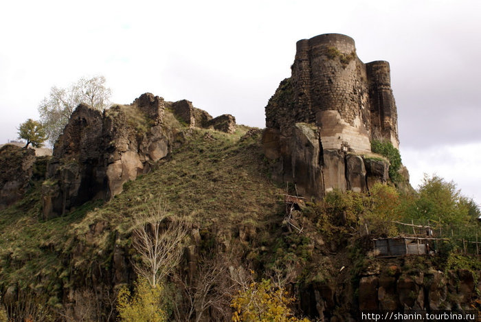 Руины замка Битлис Битлис, Турция
