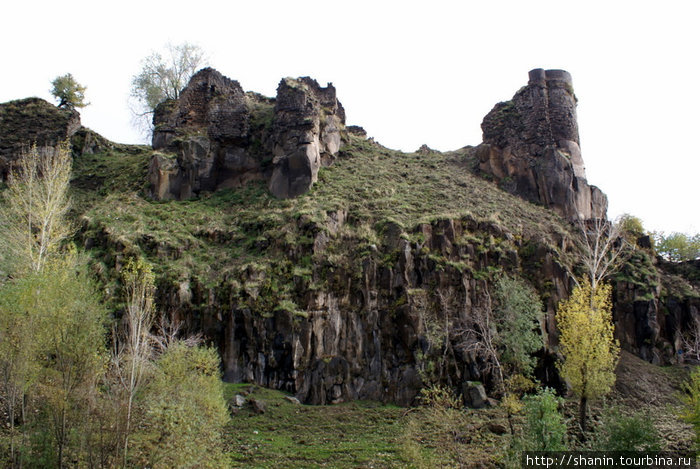 Замок на скале в Битлисе