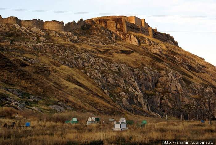 Крепость Впн на горе Ван, Турция