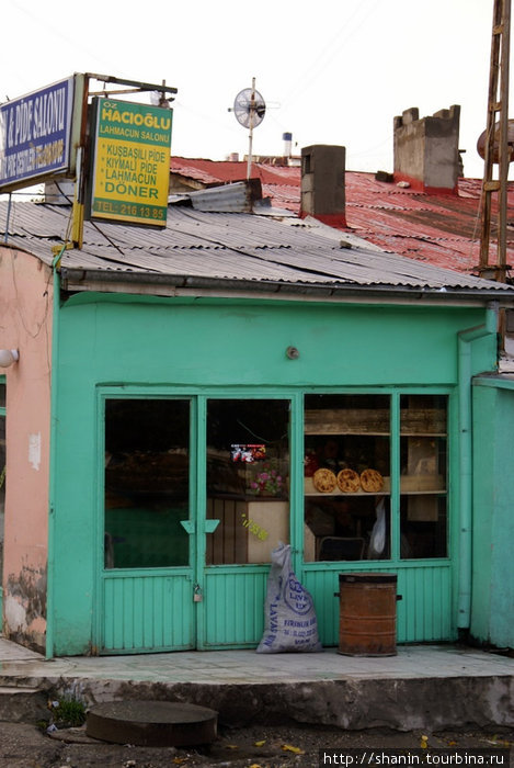 Горячие лахмаджуны Ван, Турция