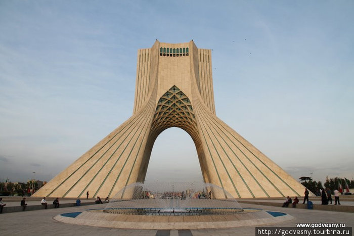 Жизнь в Тегеране Тегеран, Иран