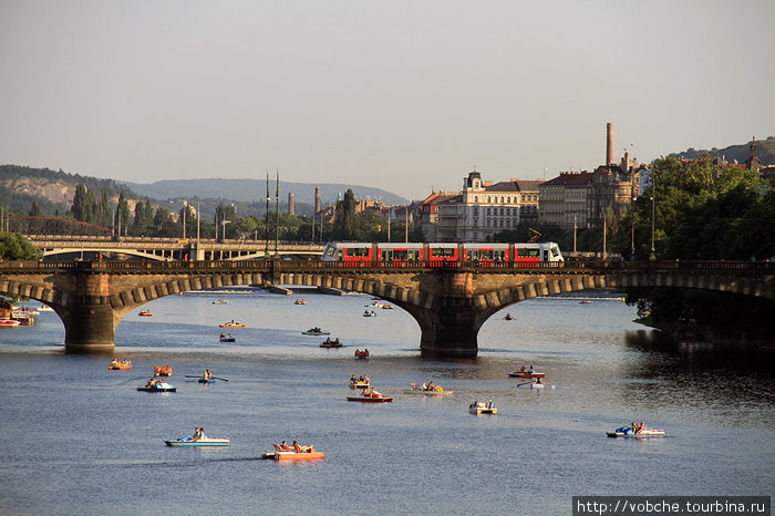 Теплоходы на Влтаве Прага, Чехия