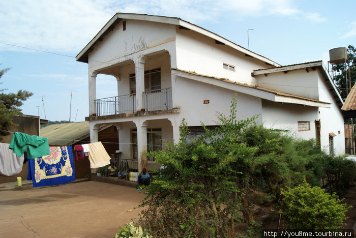 двухэтажный дом Энтеббе, Уганда