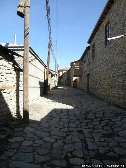 Каменный Лахыч Лагич, Азербайджан