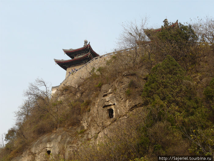 Каменные пещеры у Драконовых ворот... Лоян, Китай