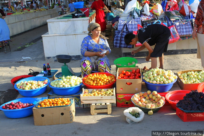 Бойкая торговля Узбекистан
