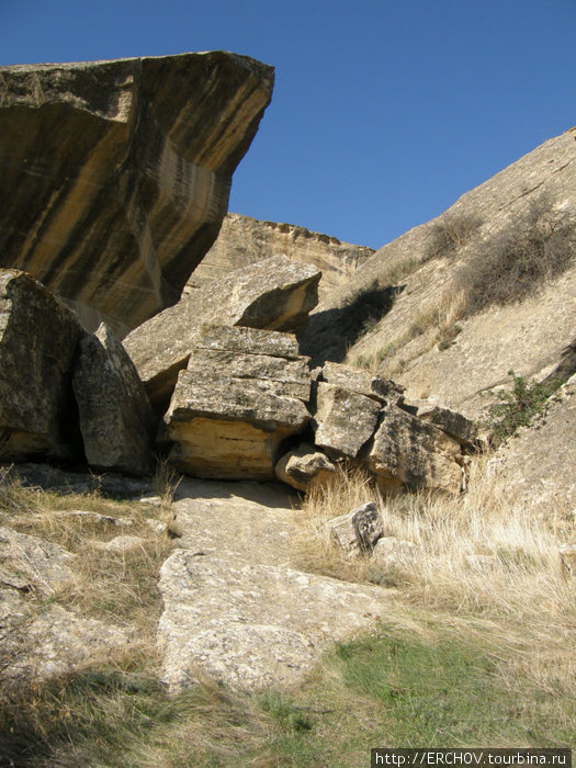 Гобустанские камни Гобустан, Азербайджан