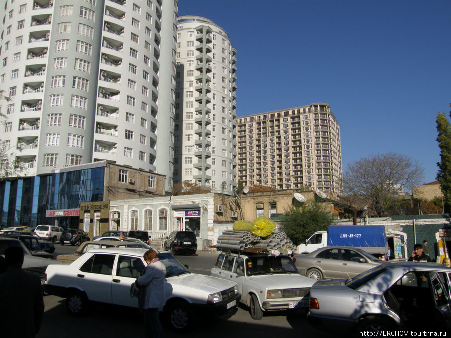 Баку — город контрастов Баку, Азербайджан
