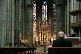 Изнутри похож на собор Святого Витта в Чехии.