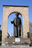 Памятник Мимару Синану
