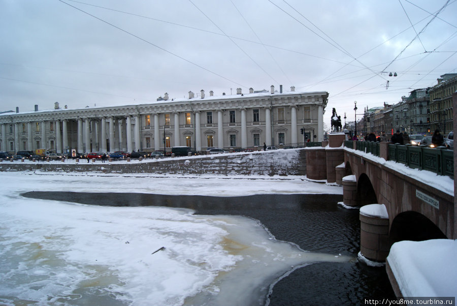 лед на реке Санкт-Петербург, Россия