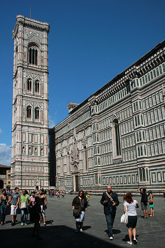 За 6 евро можно подняться на отдельно стоящую колокольню — Кампанилу Флоренция, Италия