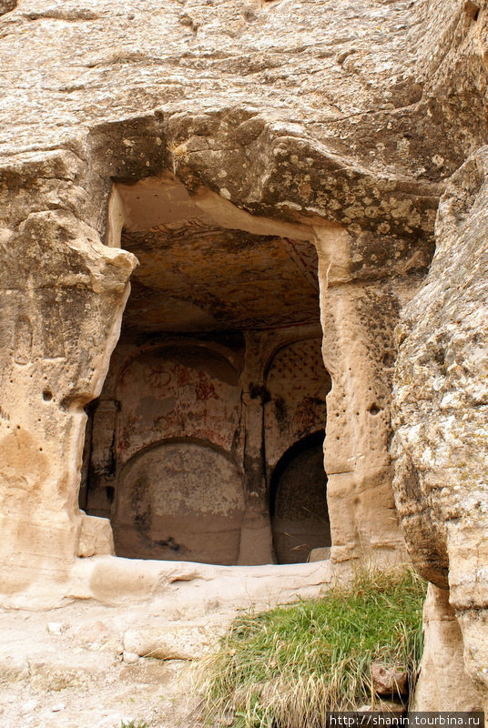 Церковь в скале Мустафапаша, Турция