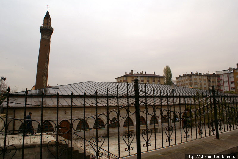 Старая мечеть Улу джами в Сивасе Сивас, Турция