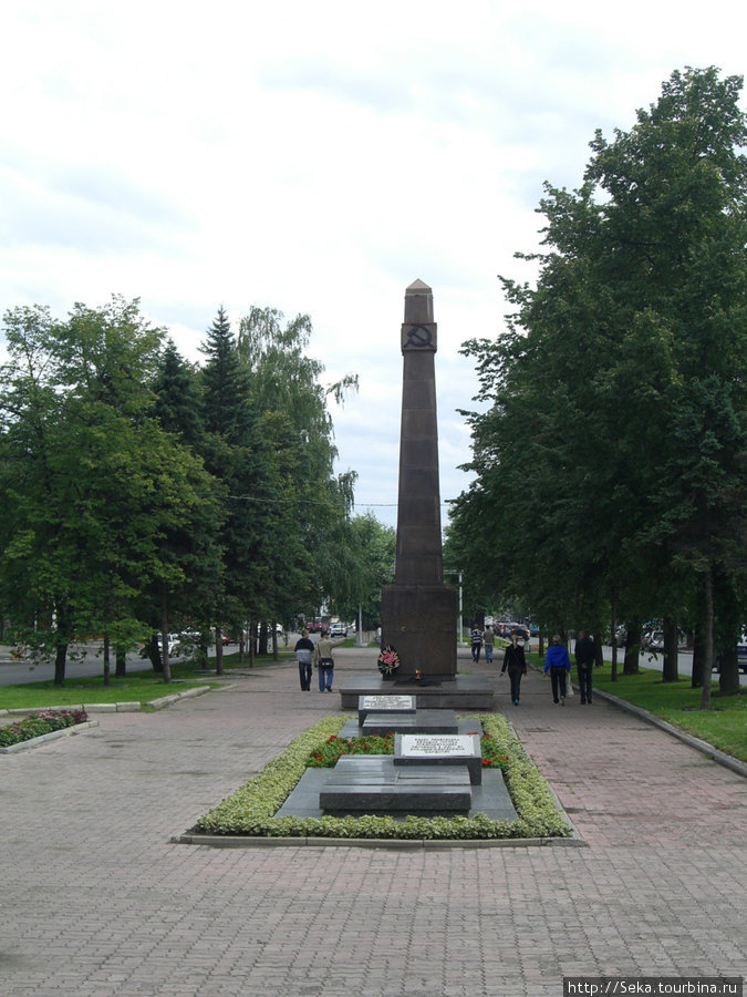 Мемориал От борющихся к павшим борцам за социализм Барнаул, Россия
