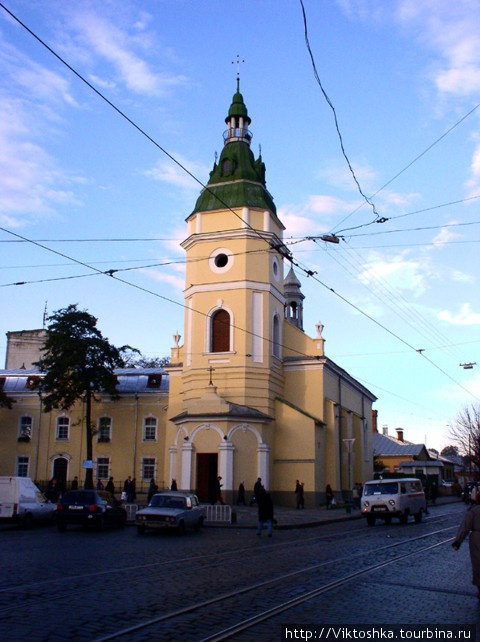 Костел Св. Анны во Львове
