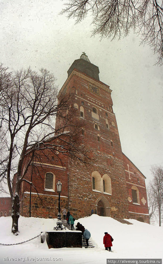 Кафедральный собор Турку, зима Турку, Финляндия