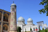Джума мечеть (Главная пятничная мечеть) построена в 1451 году на средства Шейха Убайдуллы Ходжи Ахрора (1404-1490)