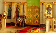 Вход к алтарю в православном храме