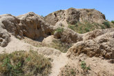 Около 1500 лет назад здесь была построена крепость, служащая убежищем для правителей и жителей деревни, сейчас просто глиняный холм, с названием в народе Басмачка