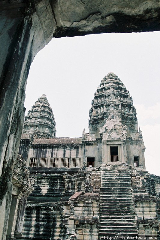 В стране Камбу, или Мгновенье рядом с вечностью Ангкор (столица государства кхмеров), Камбоджа