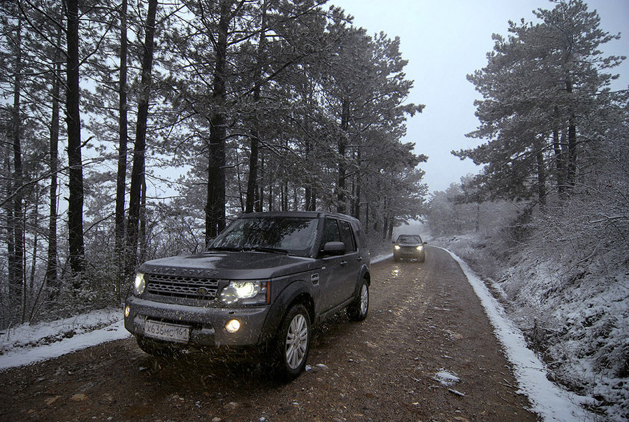 А на третий день по дороге на Демерджи пошел снег Республика Крым, Россия