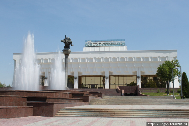 Концертный зал Туркестан Ташкент, Узбекистан