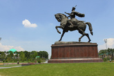 Памятник Амир Темуру