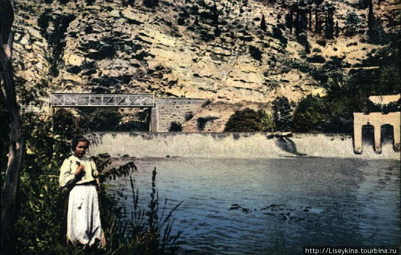 Плотина в 1914 году.
фото с сайта http://www.zeljeznice.net/forum/viewtopic.php?p=129841&sid=ac084dbb363d6b08a74824af481c648b Дубровник, Хорватия