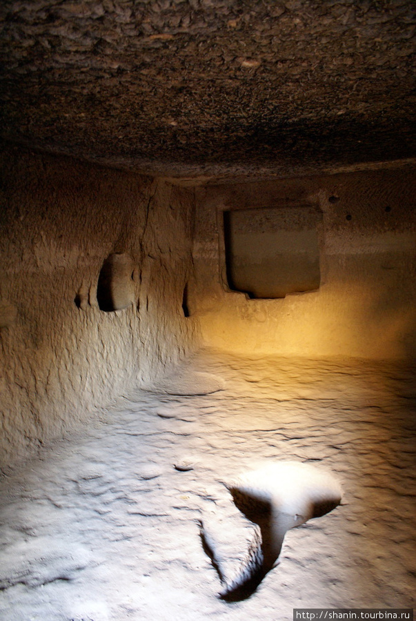 Искусственная пещера Гёреме, Турция
