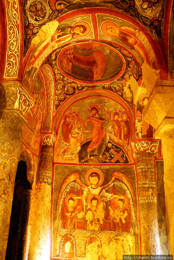Фрески в церкви Гёреме, Турция