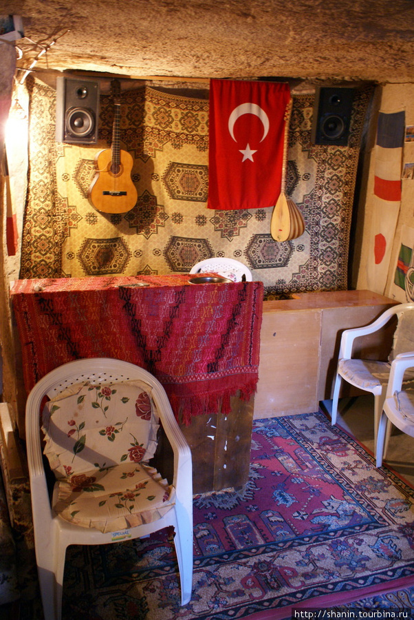 В жилой пещере бывает очень даже уютно Гёреме, Турция